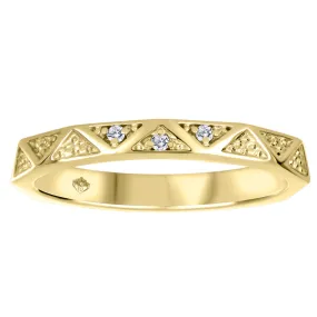 10K Yellow Gold Band with Diamonds and ZigZag Pattern