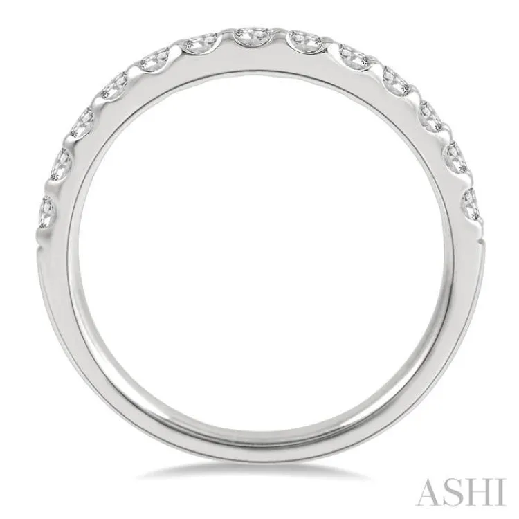 1/2 Ctw Arched Center Round Cut Diamond Wedding Band in 14K White Gold