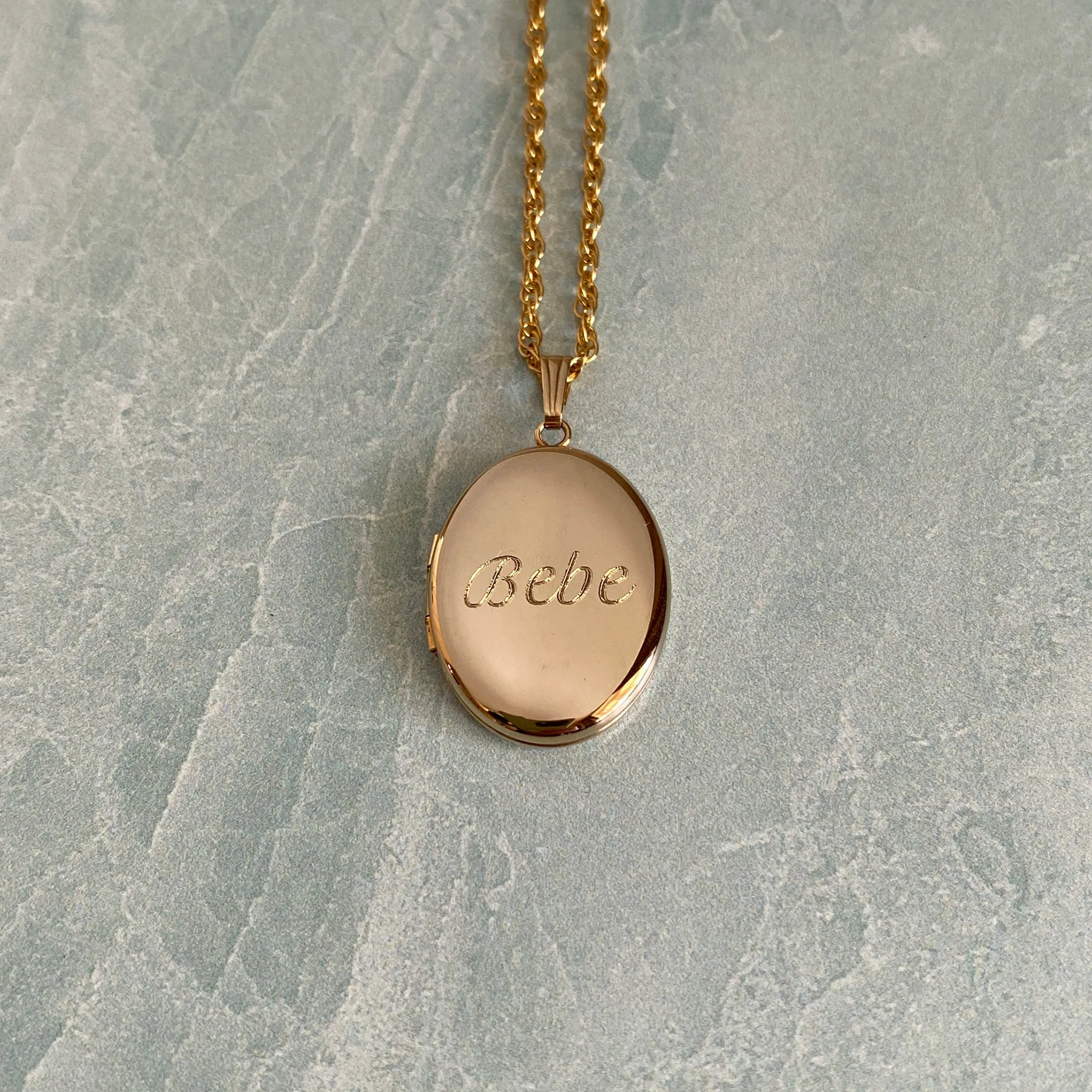 14K Gold Filled 20x25mm Oval Locket Necklace