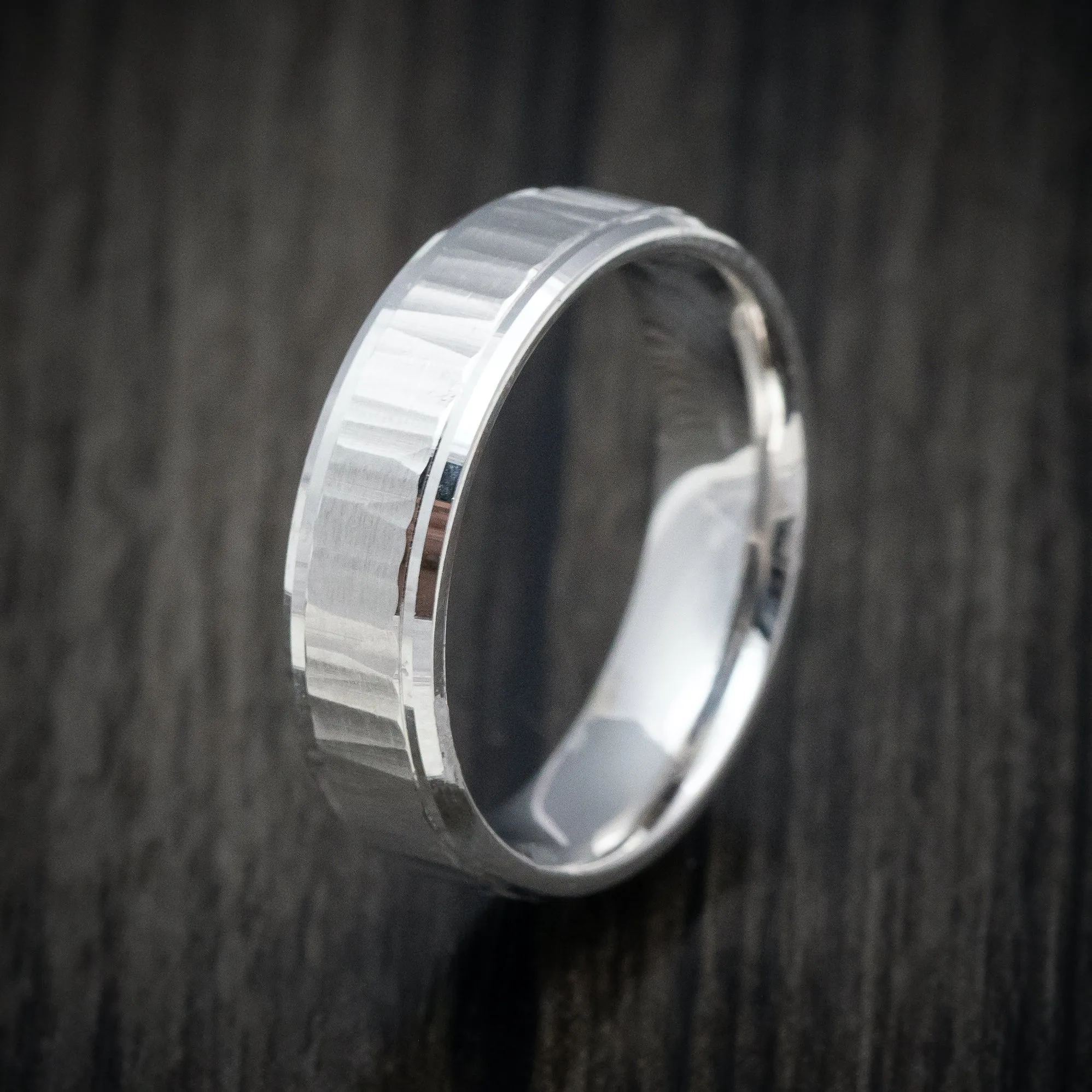 14K White Gold Hammered Classic Wedding Men's Band