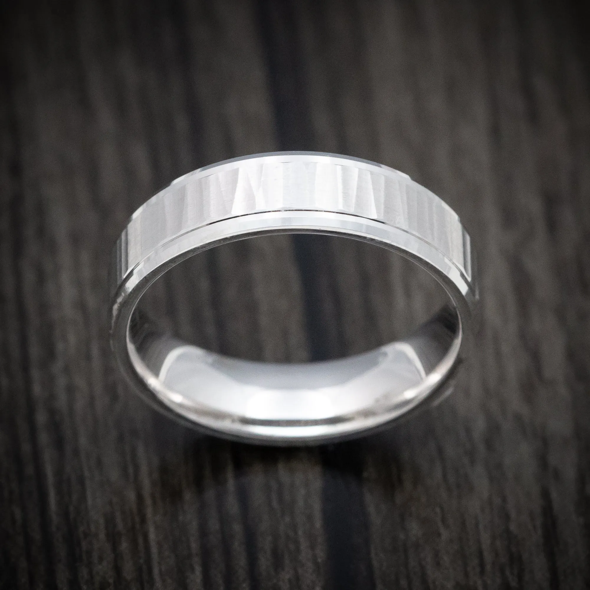 14K White Gold Hammered Classic Wedding Men's Band