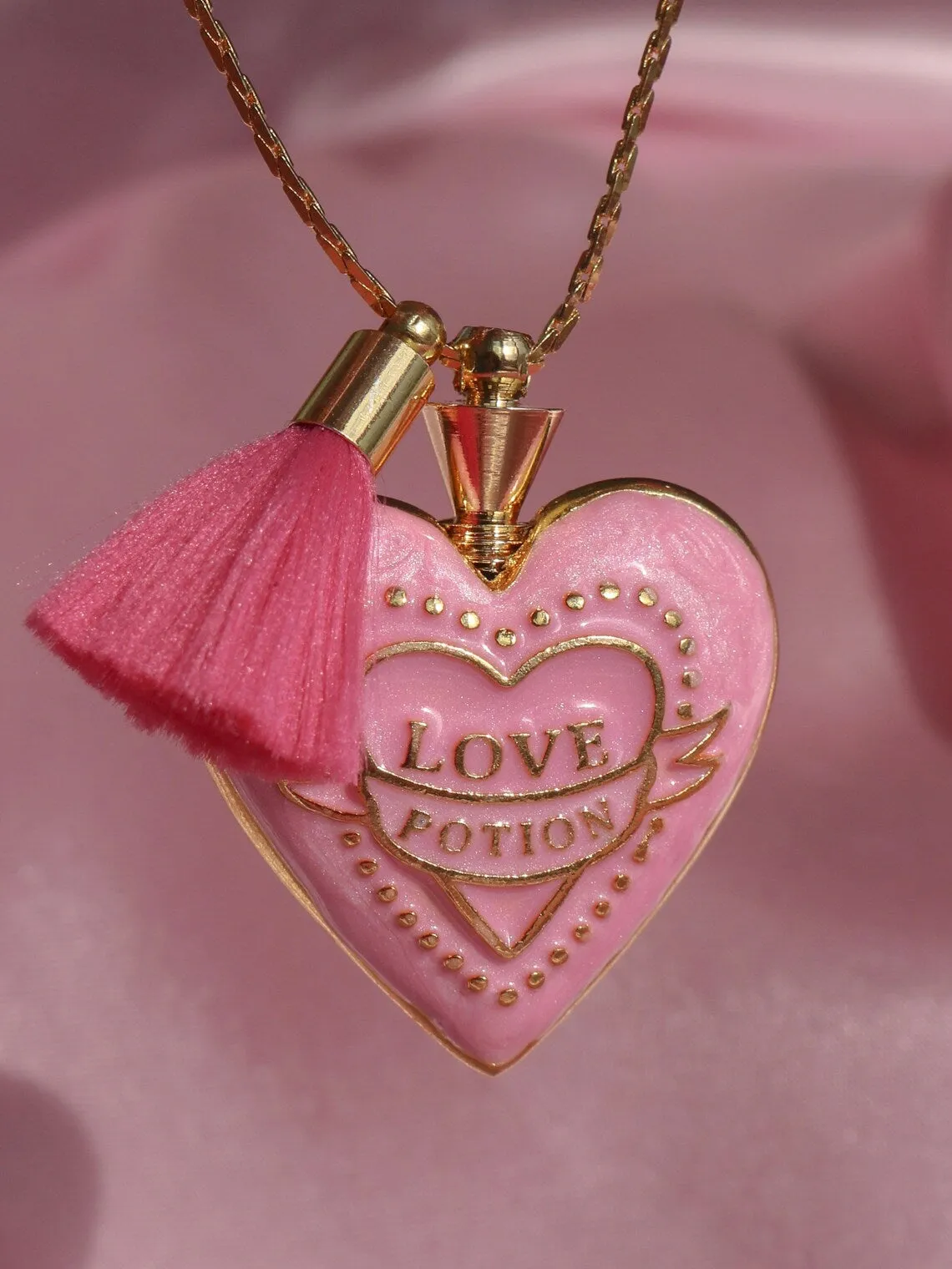 Amortentia Love Potion Necklace, Wizard Harry Heart Bottle Necklace