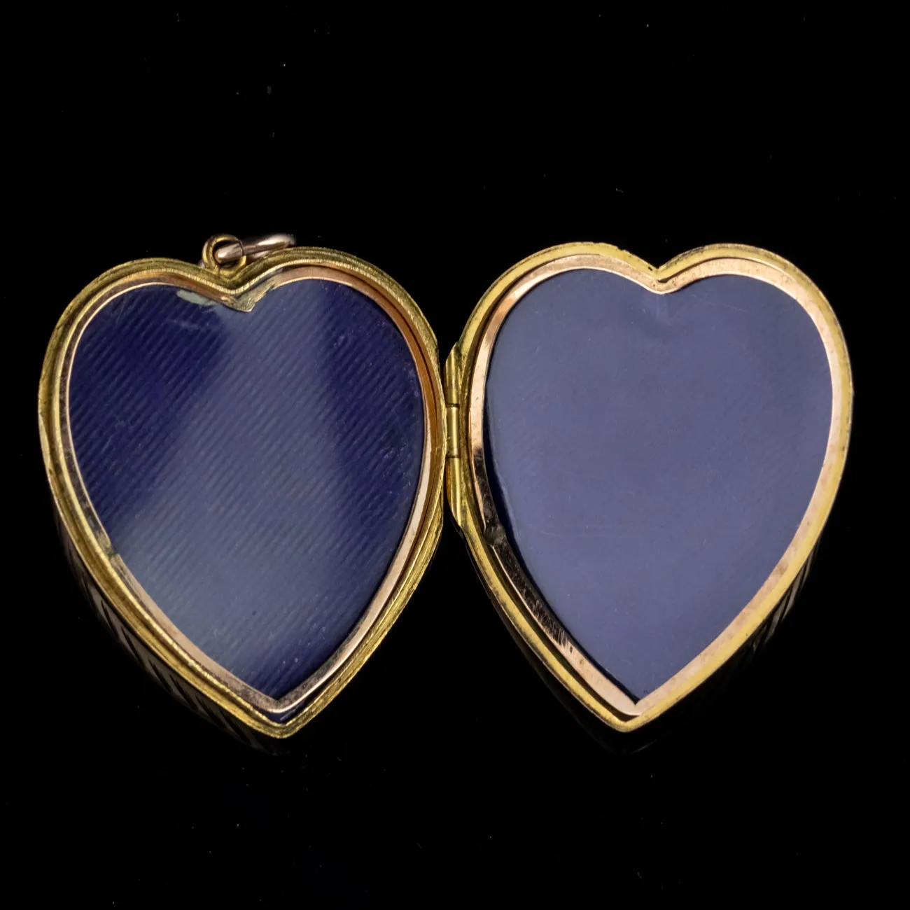 Antique Edwardian Ivy Heart Locket 9Ct Gold Dated Chester 1908