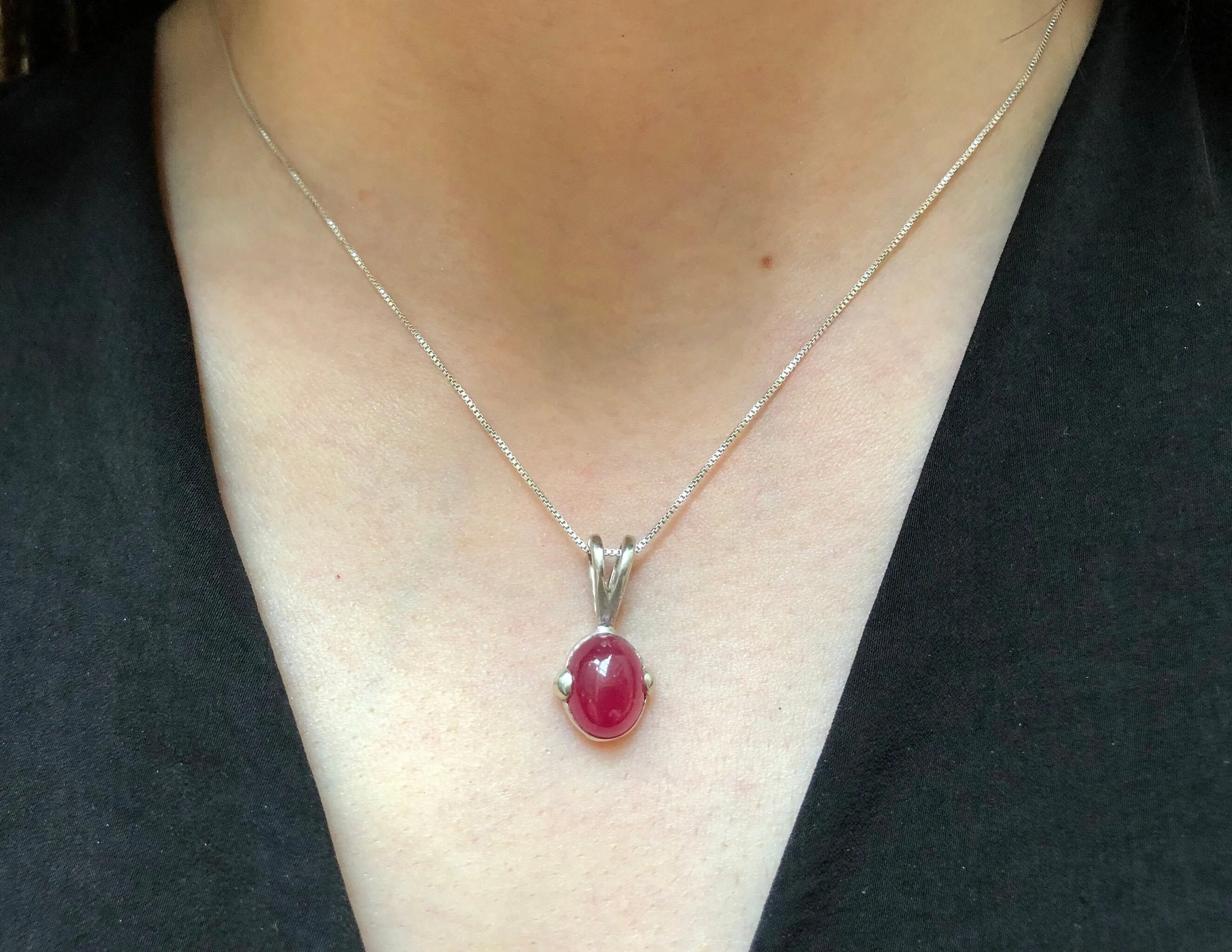 Dainty Ruby Pendant - Natural Ruby Necklace - Oval Vintage Necklace