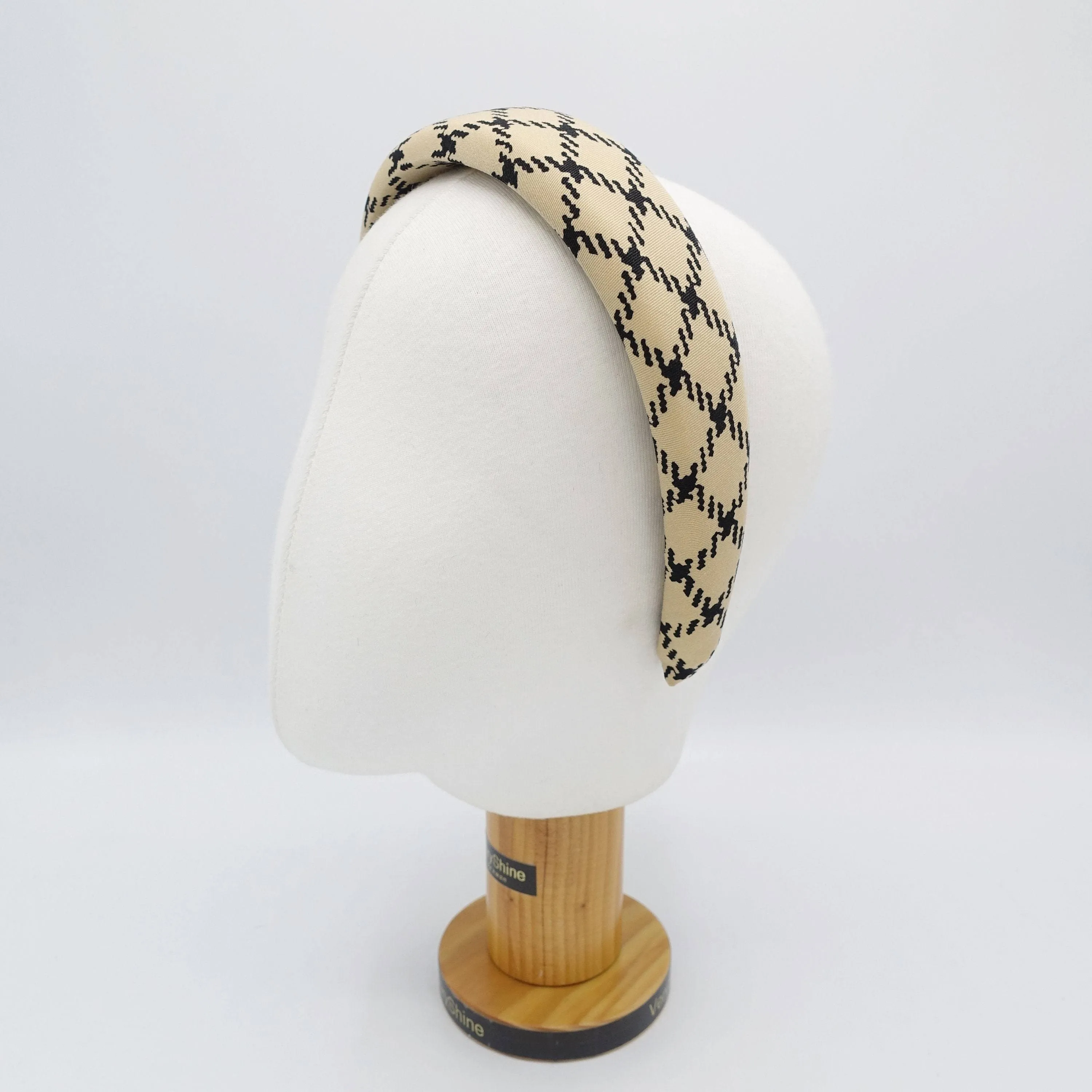 diamond pattern padded headband