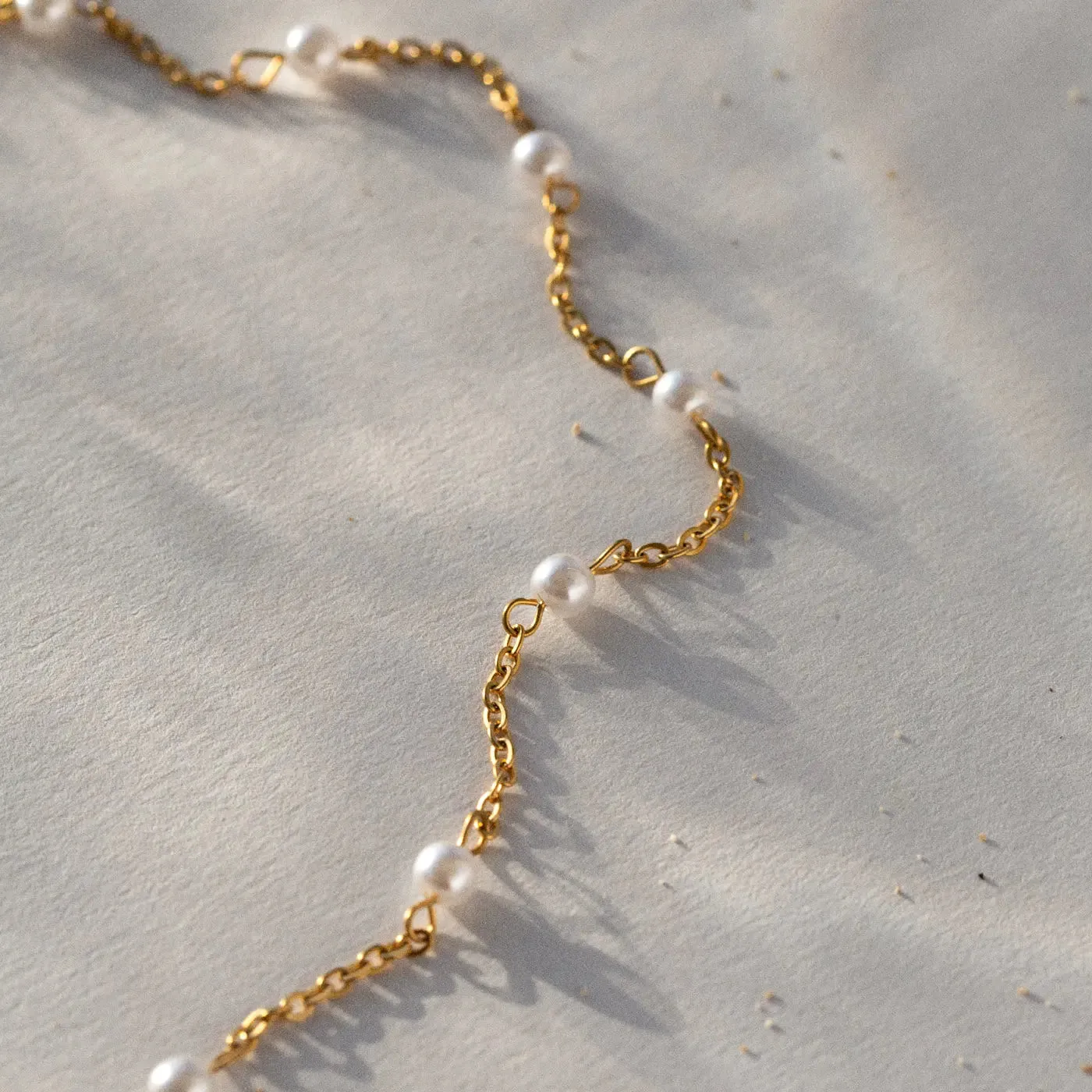 Estelle - Soft Pearl Necklace Stainless Steel