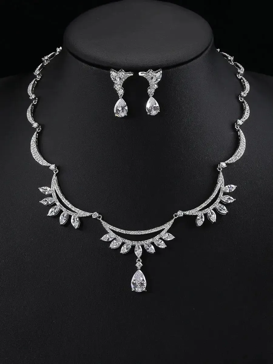 Exquisite Cubic Zircon Water Drop Necklaces For Women Fashion Bridal Wedding Party Jewelry Accessories CN11160