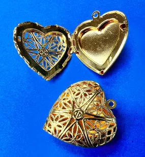 Golden Filigree Heart Shaped 3cm Locket