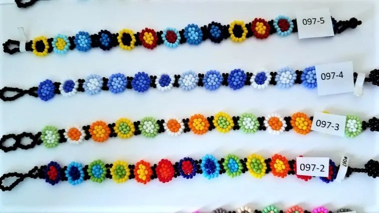 Handmade Beaded Bracelet-Small Flowers