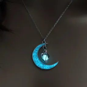 Illuminating Crescent Moon Pendant Necklace