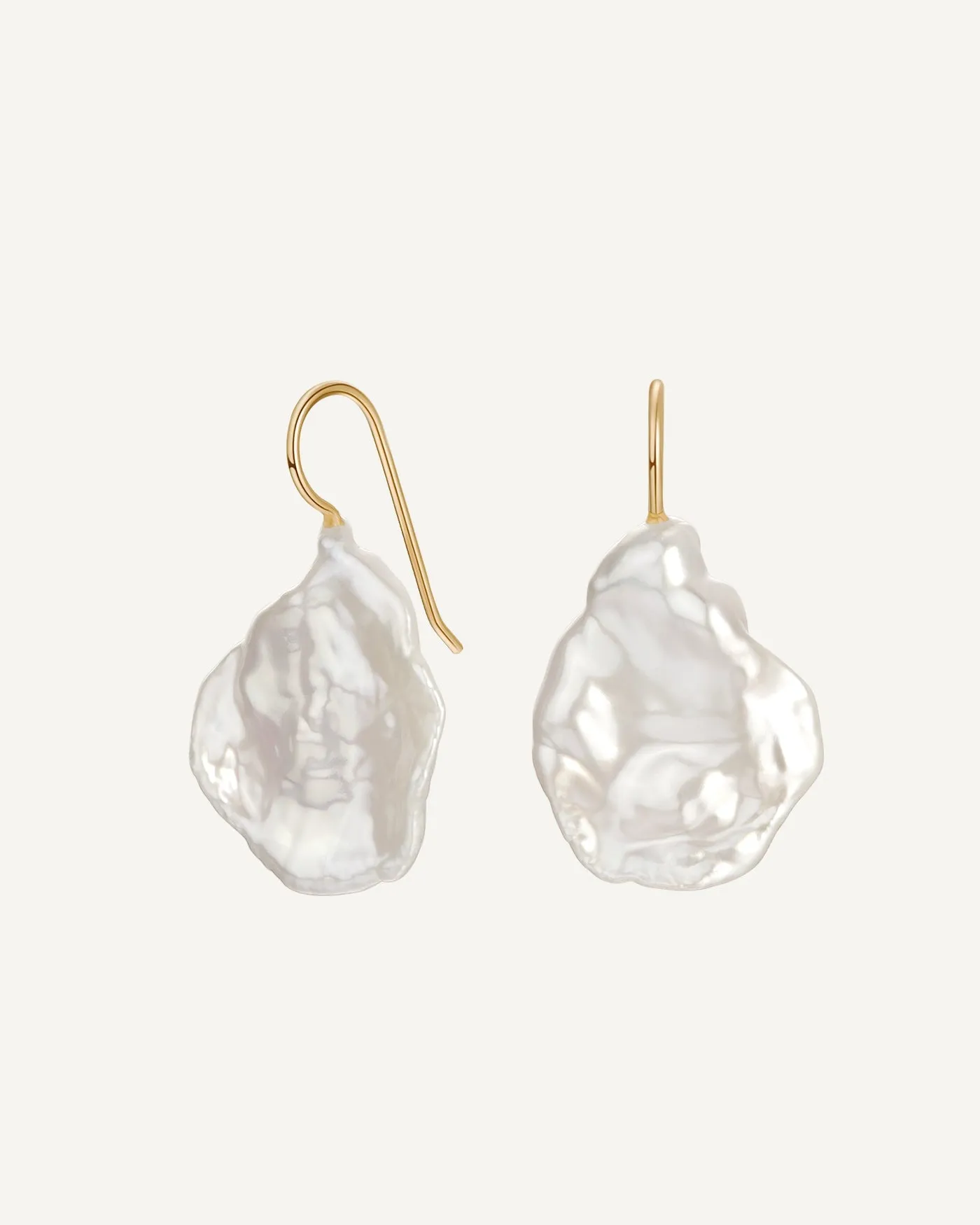 Iris Pearl Earrings