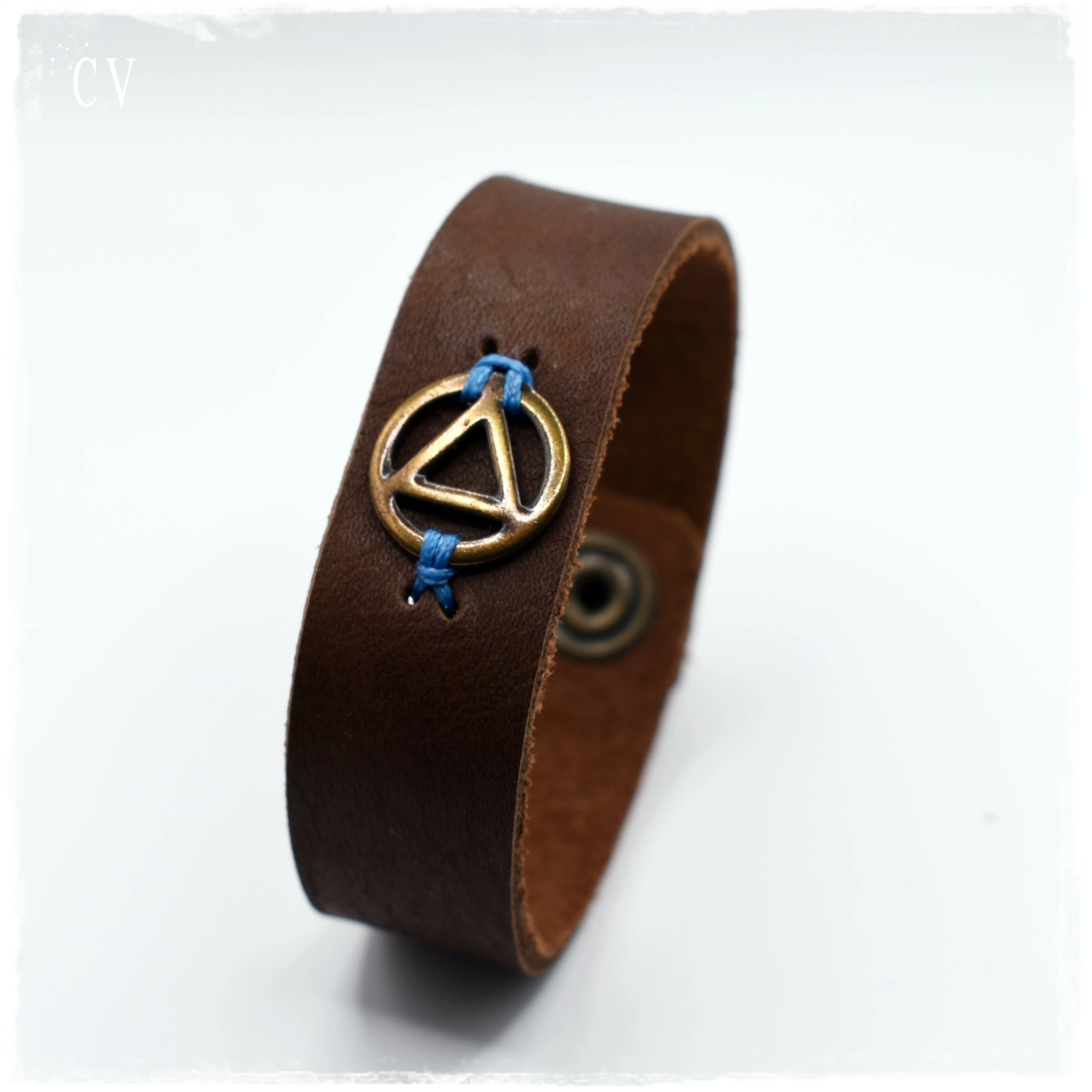 Minimal Recovery Leather Bracelet