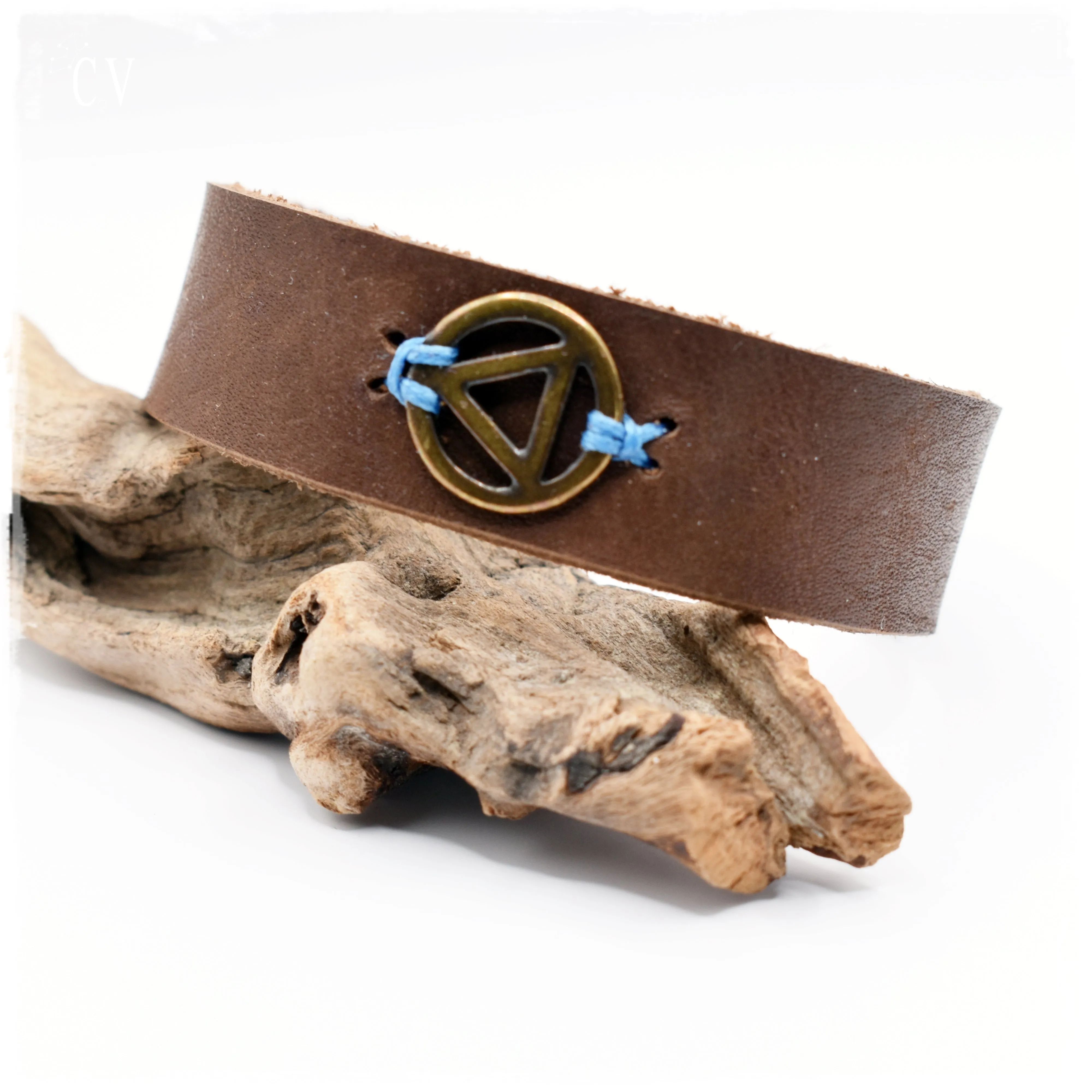 Minimal Recovery Leather Bracelet