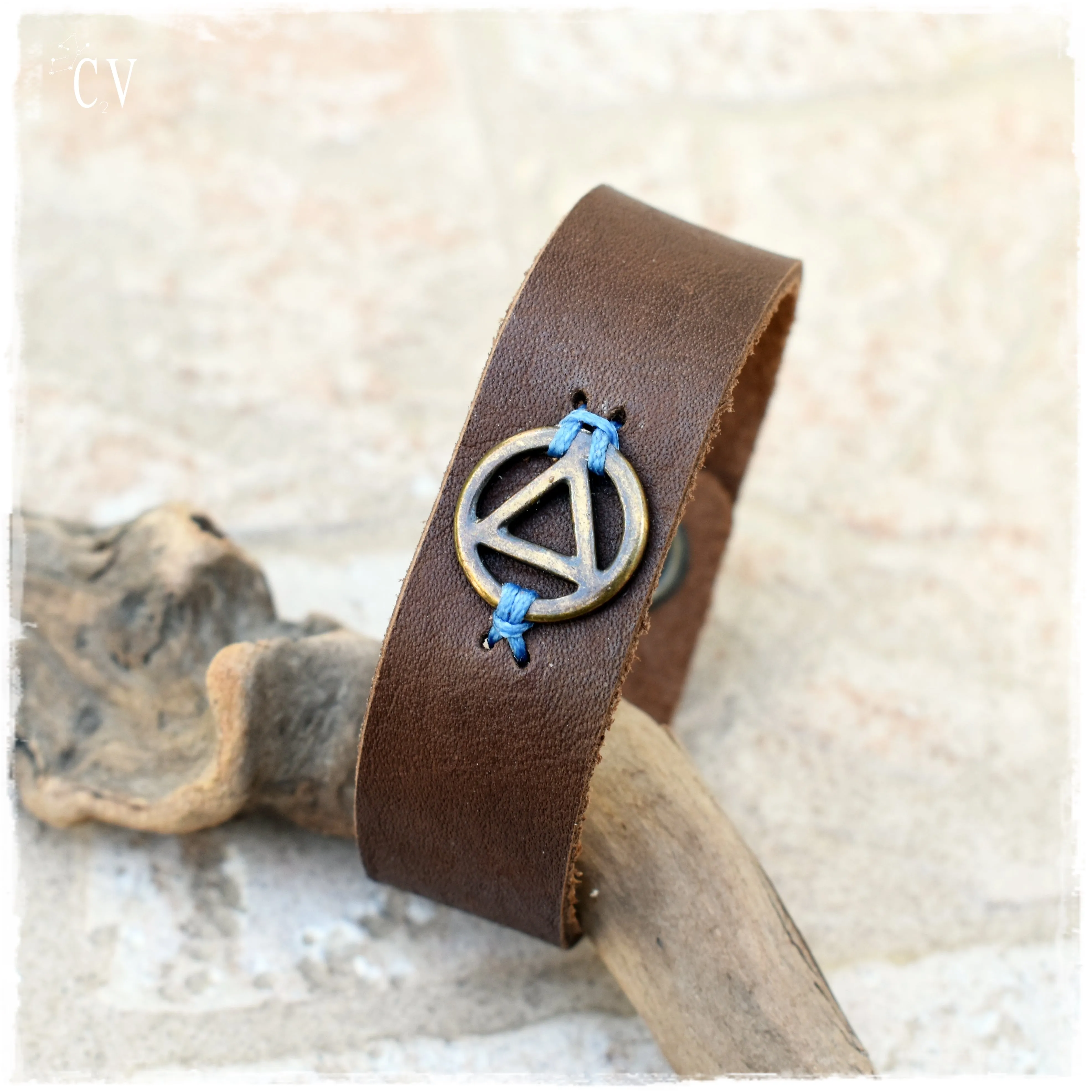 Minimal Recovery Leather Bracelet