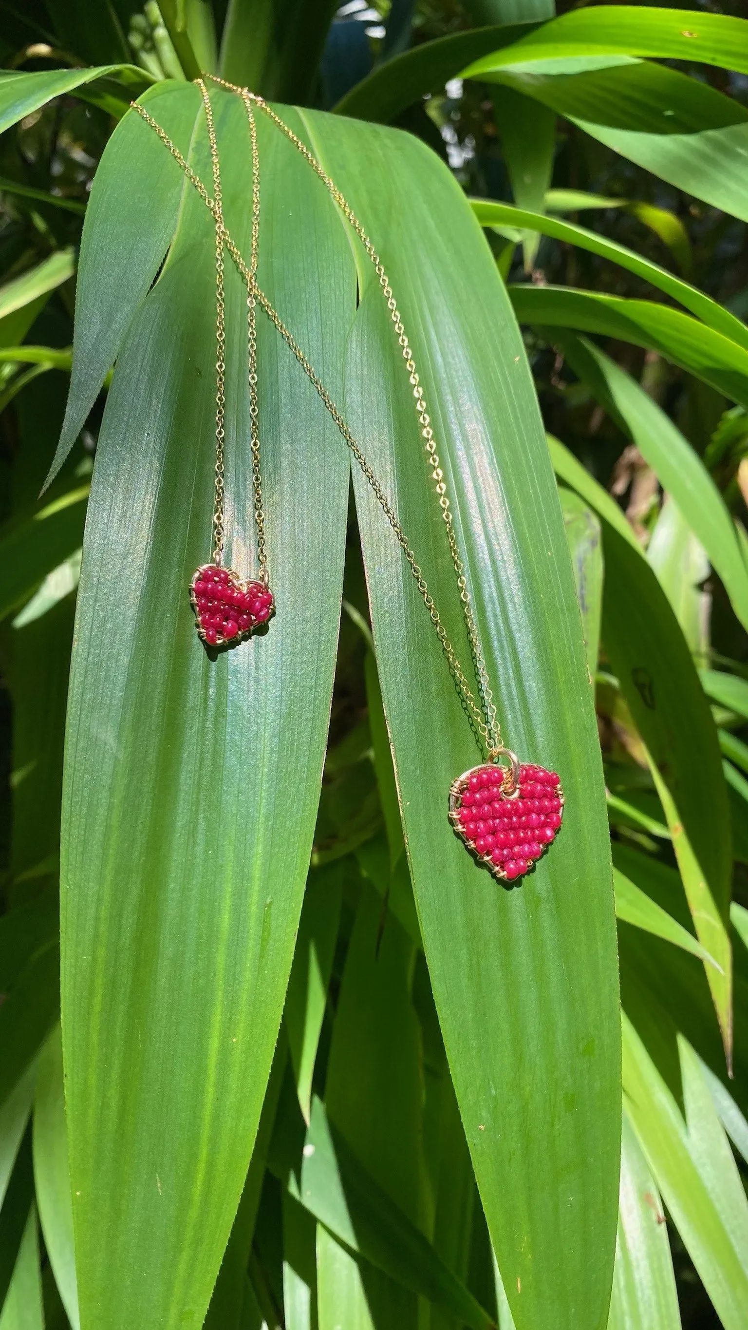 Necklace Corazón - Ruby (12mm)