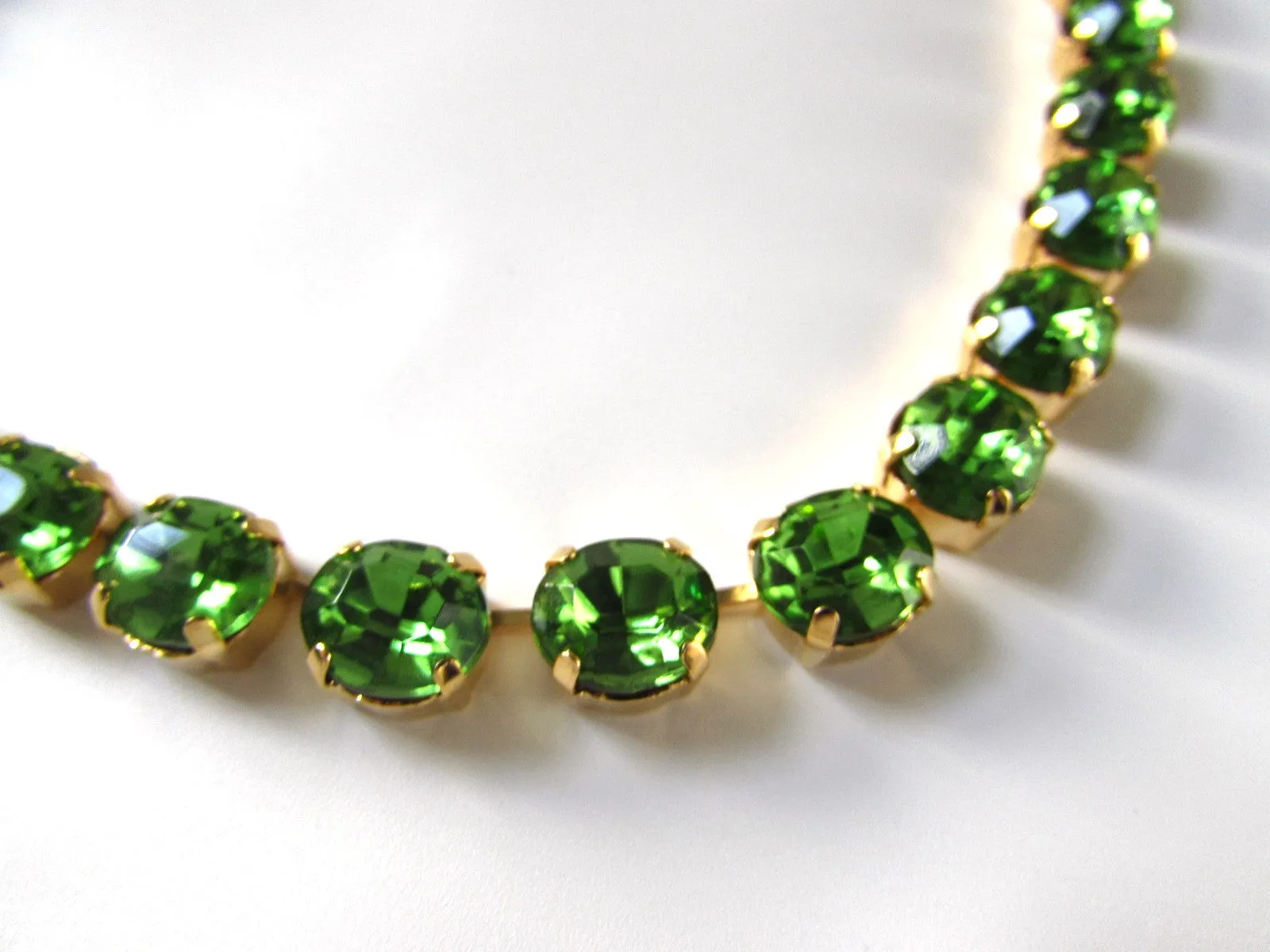 Peridot Green Riviere Necklace - Small Oval