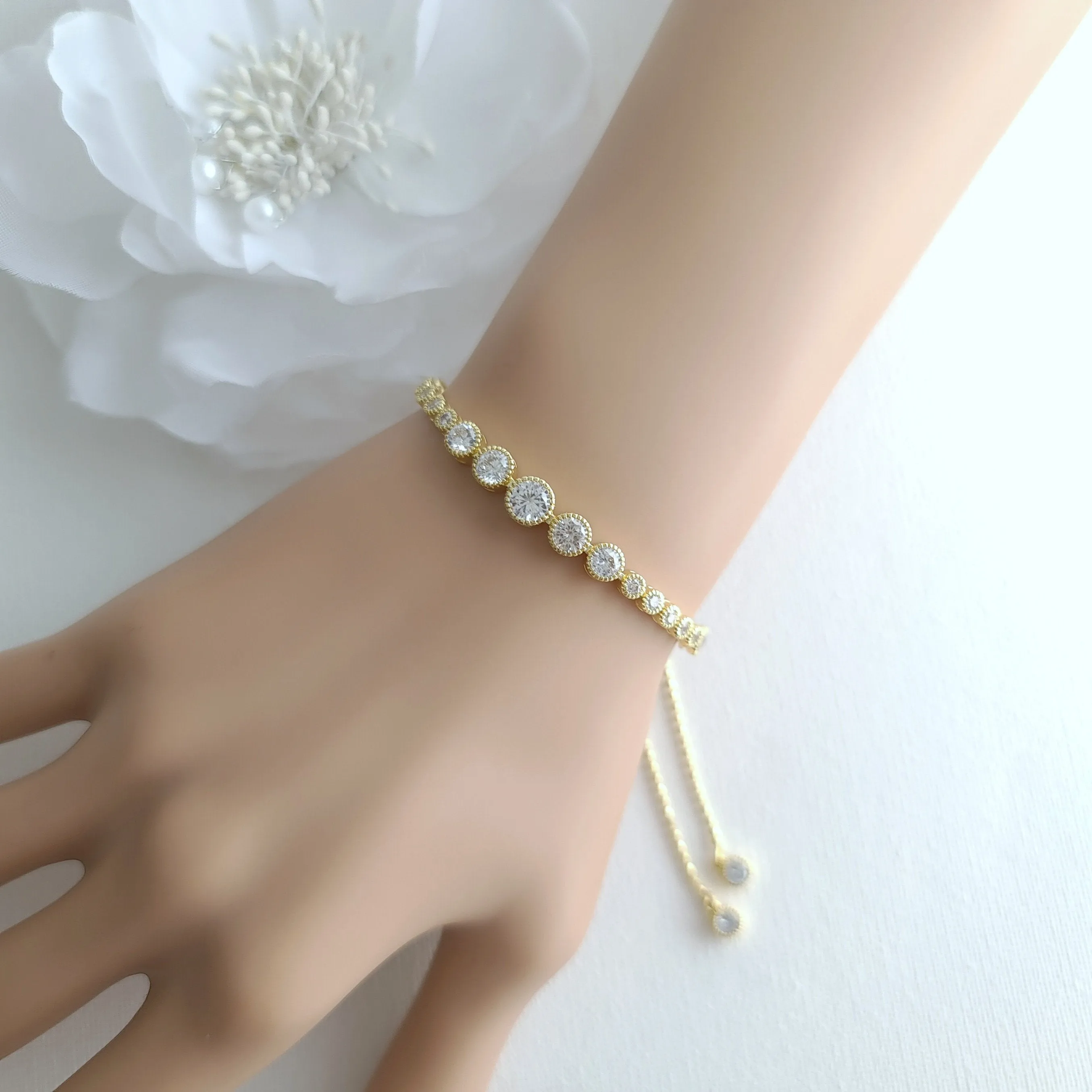 Round Crystal Bridal Bracelet- Zara