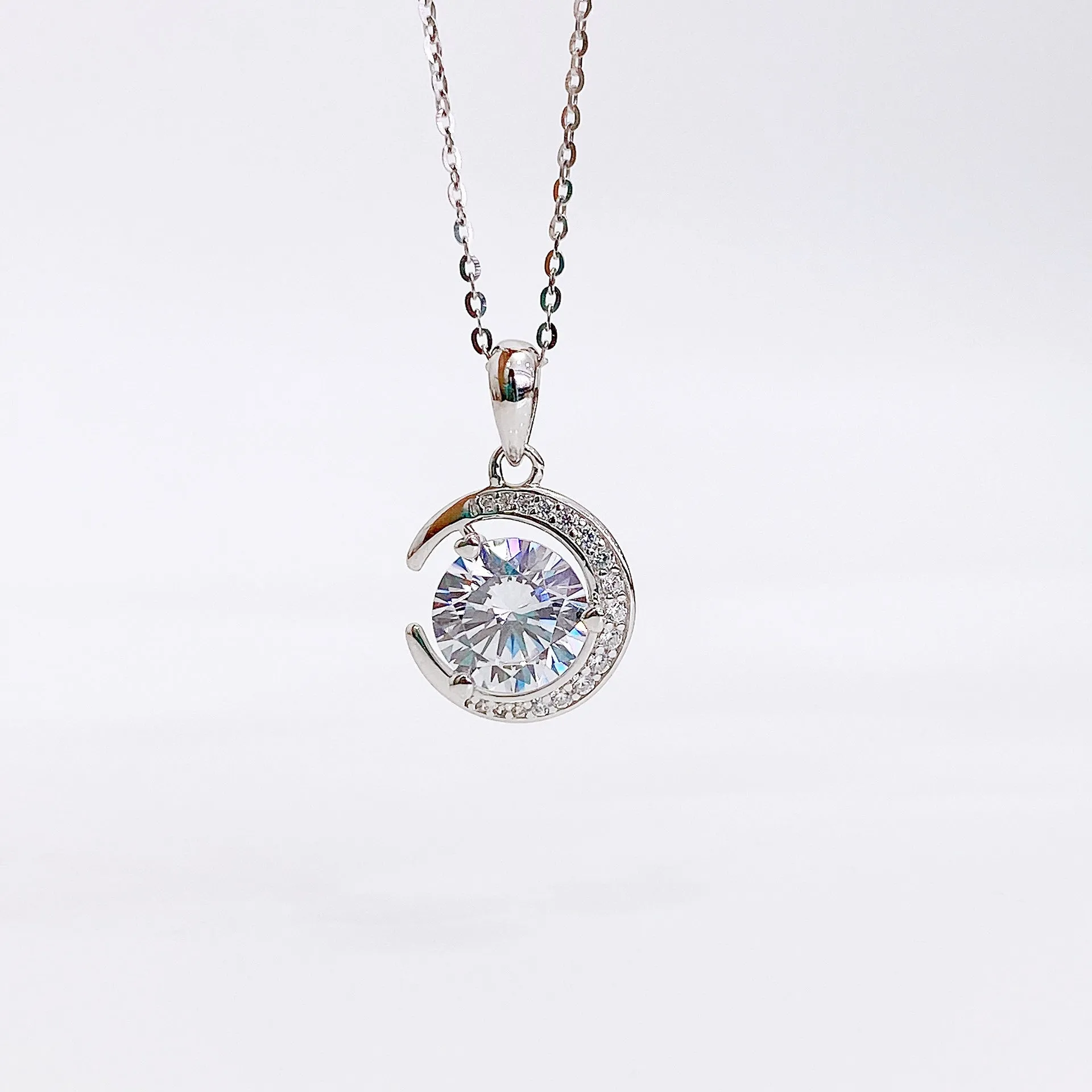 Round Zircon Crescent Moon Pendant Silver Necklace for Women