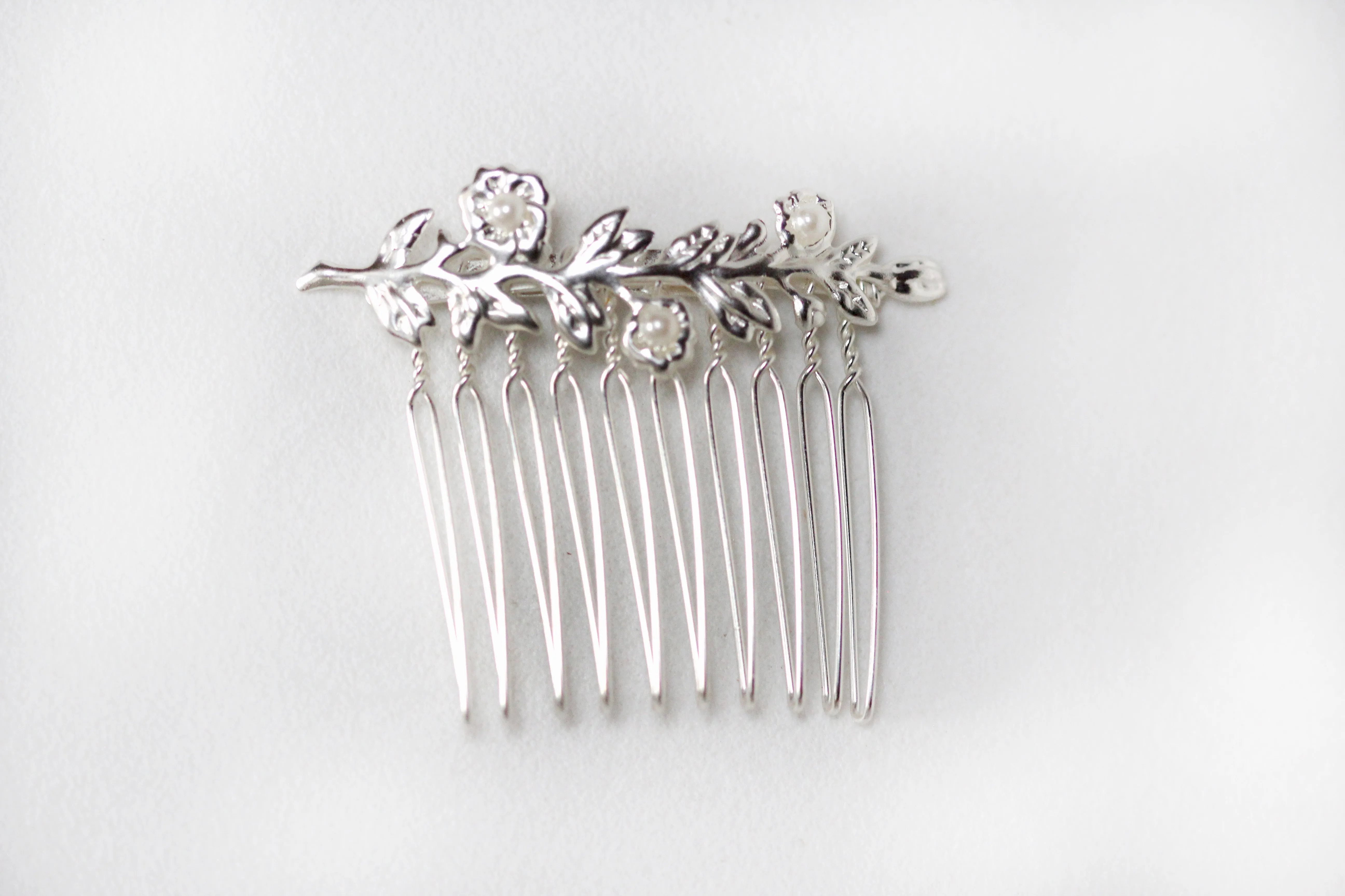 Single Flower Bouquet Hair Comb