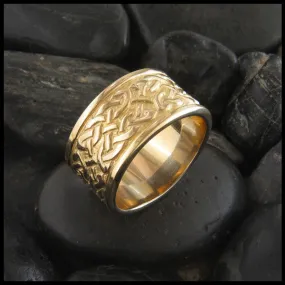 St. Andrew's Knot Ring in Gold