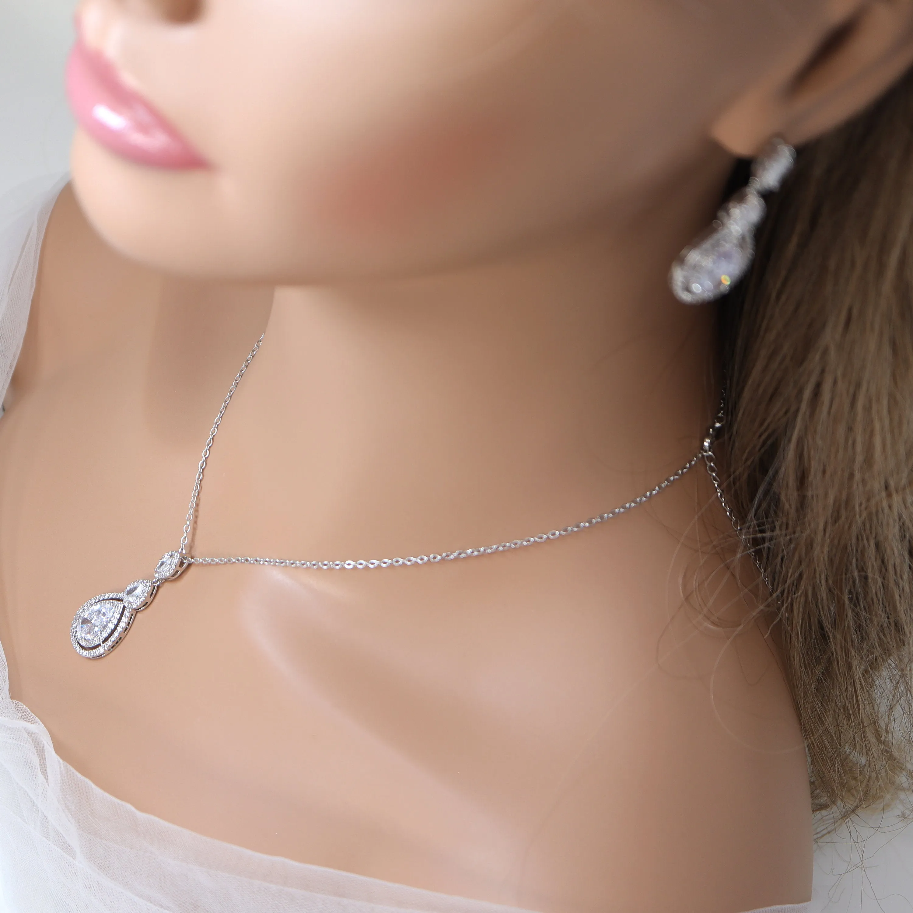 Swarovski Crystal Dainty Tear Drop Necklace , Bridal Jewelry, Bridal Earrings And Necklace, Statement Earrings Cz, Necklace Set