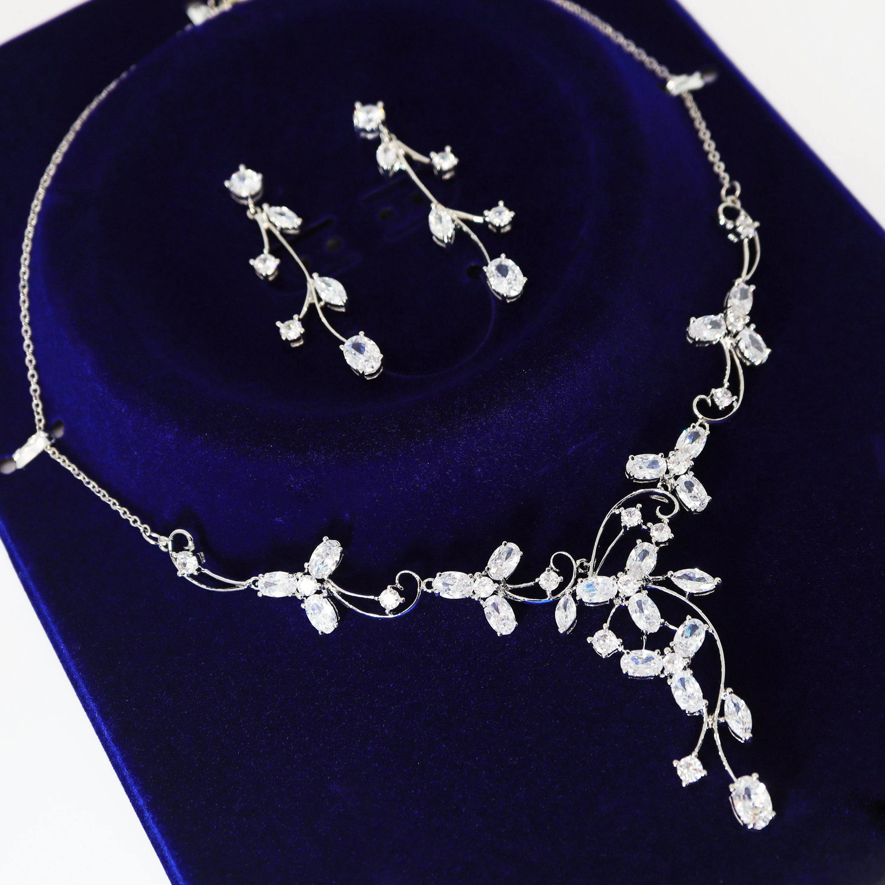 Swarovski Enchanted Vine Leaves Necklace, Long Bridal Jewelry, Bridal Earrings And Necklace, Statement Earrings Cz Necklace Set.