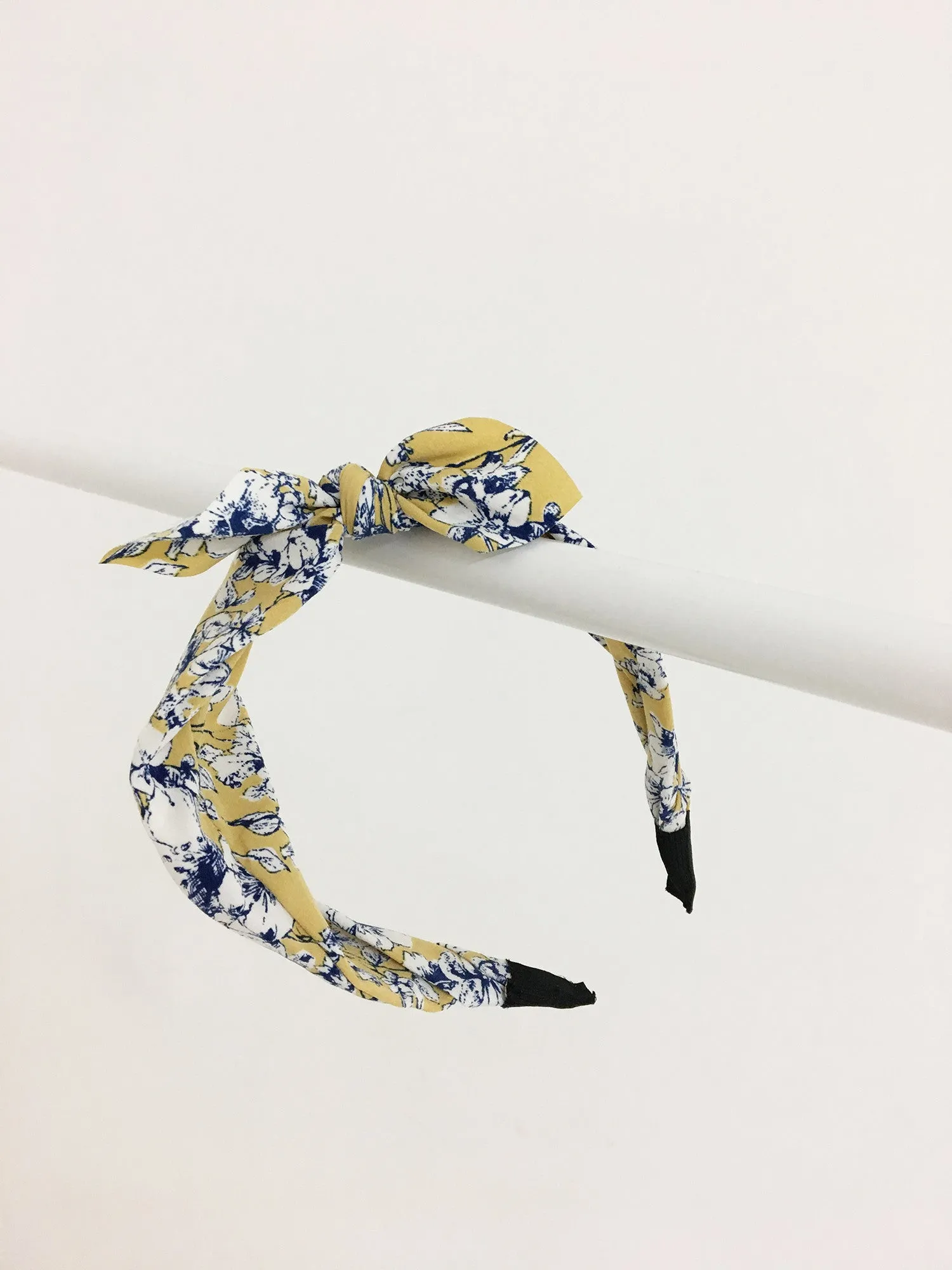 Tie Knot Fabric Headband