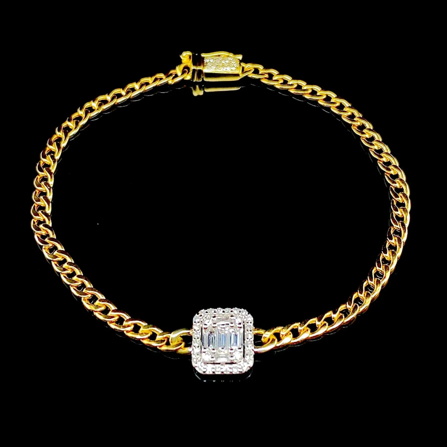 Unisex Golden Chain Emerald Diamond Bracelet 14kt